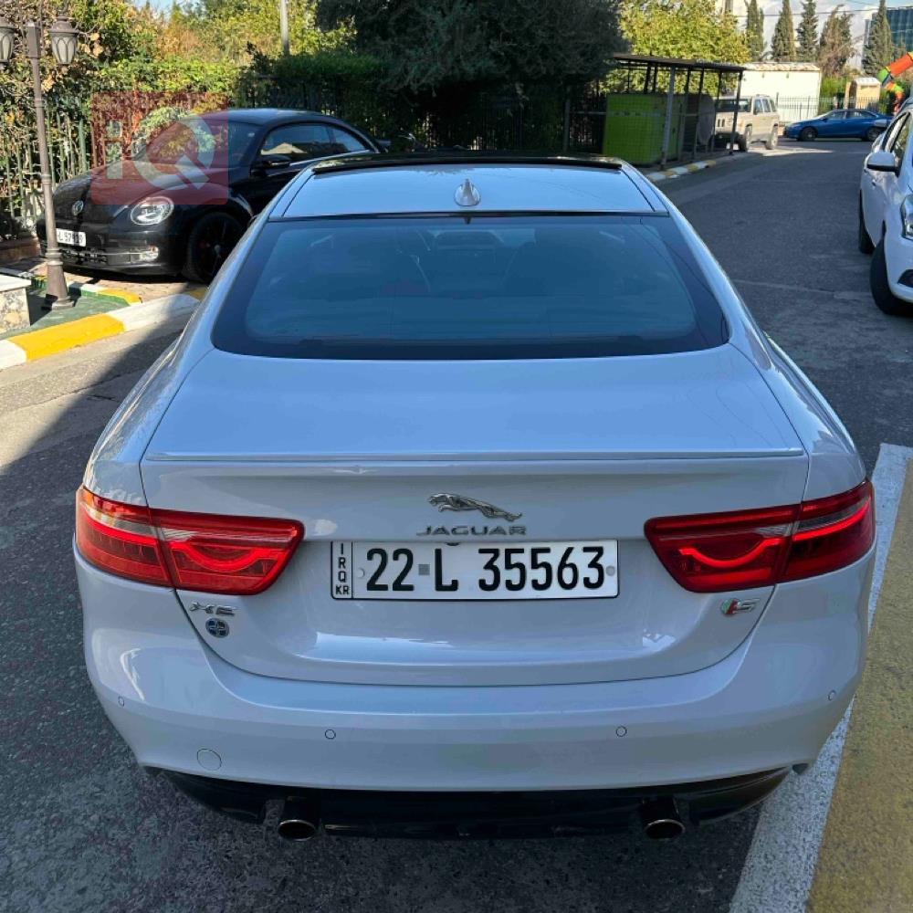 Jaguar XE